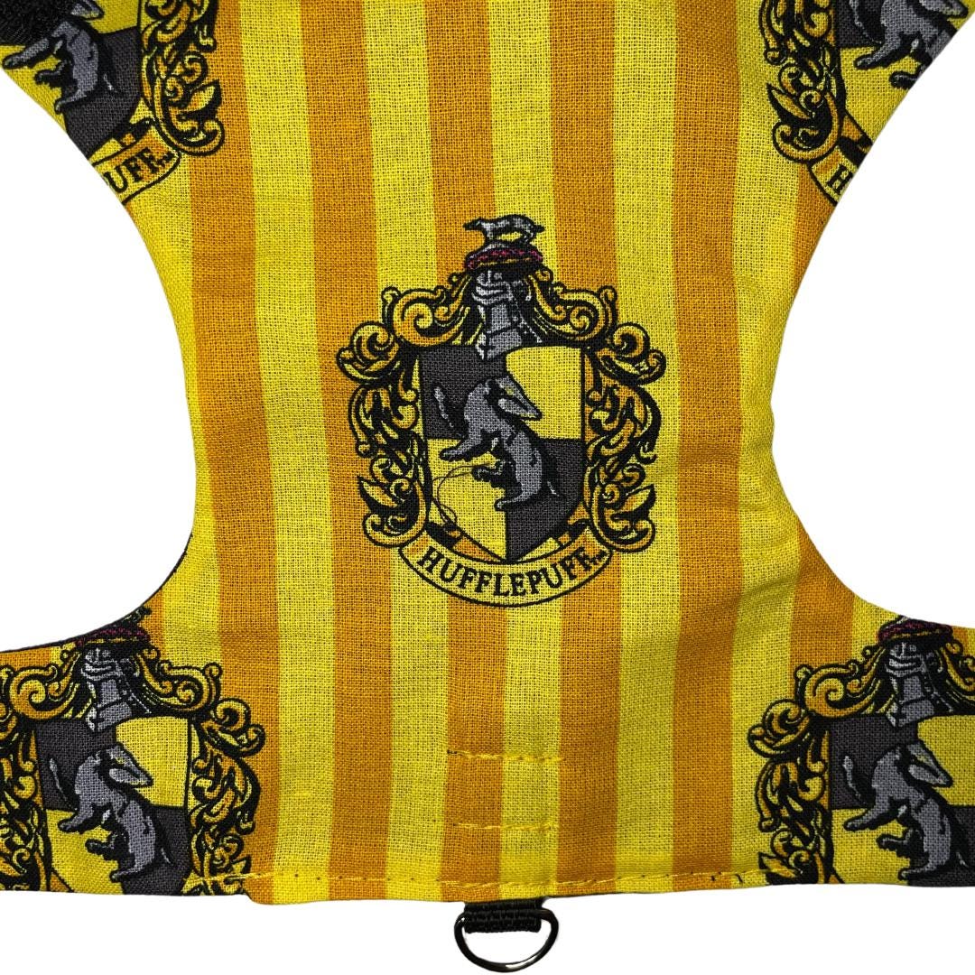 House Crest Cat Harness